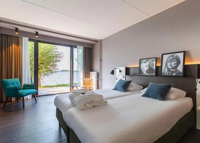 Postillion Amersfoort Veluwemeer Отель 4*