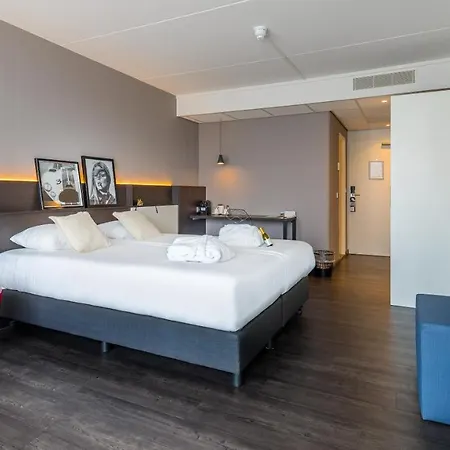 Postillion Amersfoort Veluwemeer 4* 푸텐