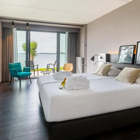 ホテル Postillion Amersfoort Veluwemeer プッテン