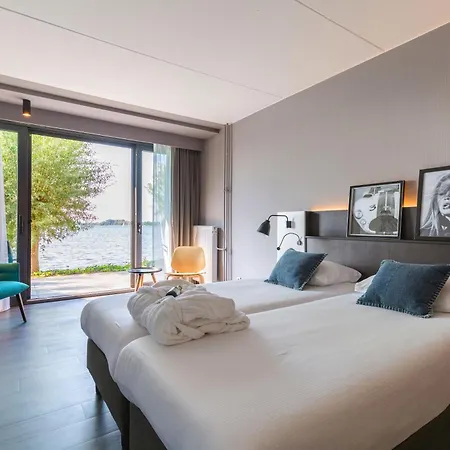 Postillion Amersfoort Veluwemeer 호텔 4*