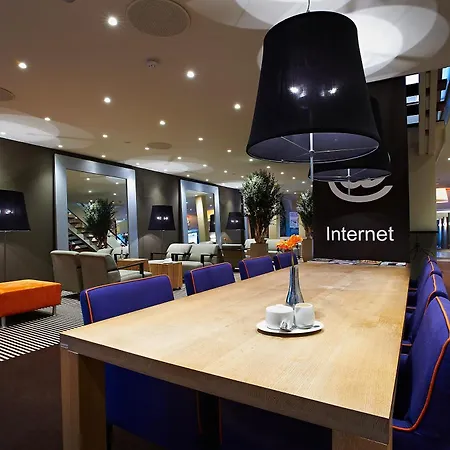 ホテル Postillion Amersfoort Veluwemeer