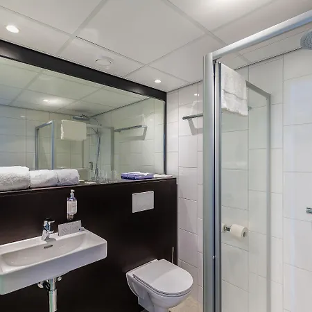 Postillion Amersfoort Veluwemeer 4* プッテン