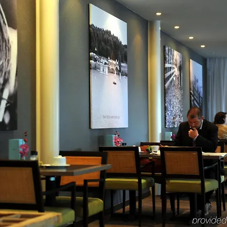 Postillion Amersfoort Veluwemeer 호텔 푸텐