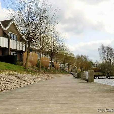 호텔 Postillion Amersfoort Veluwemeer 푸텐