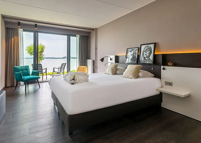 Postillion Amersfoort Veluwemeer Hotell 4*